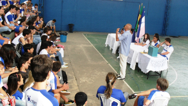 Simulado de Debate. Propostas para política do Brasil.